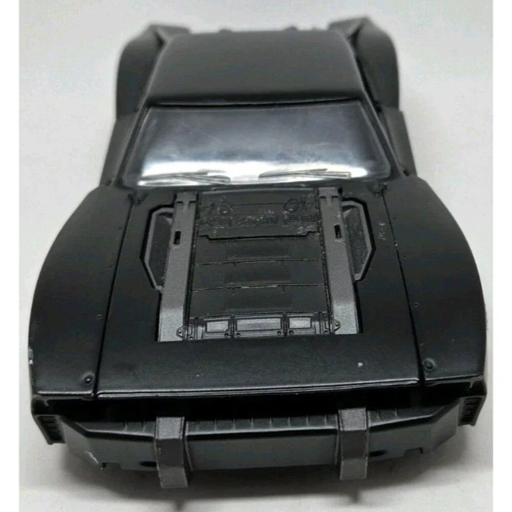 Jada Toys 2022 The Batman Batmobile 1:24 Diecast Model Car Matte Black Loose